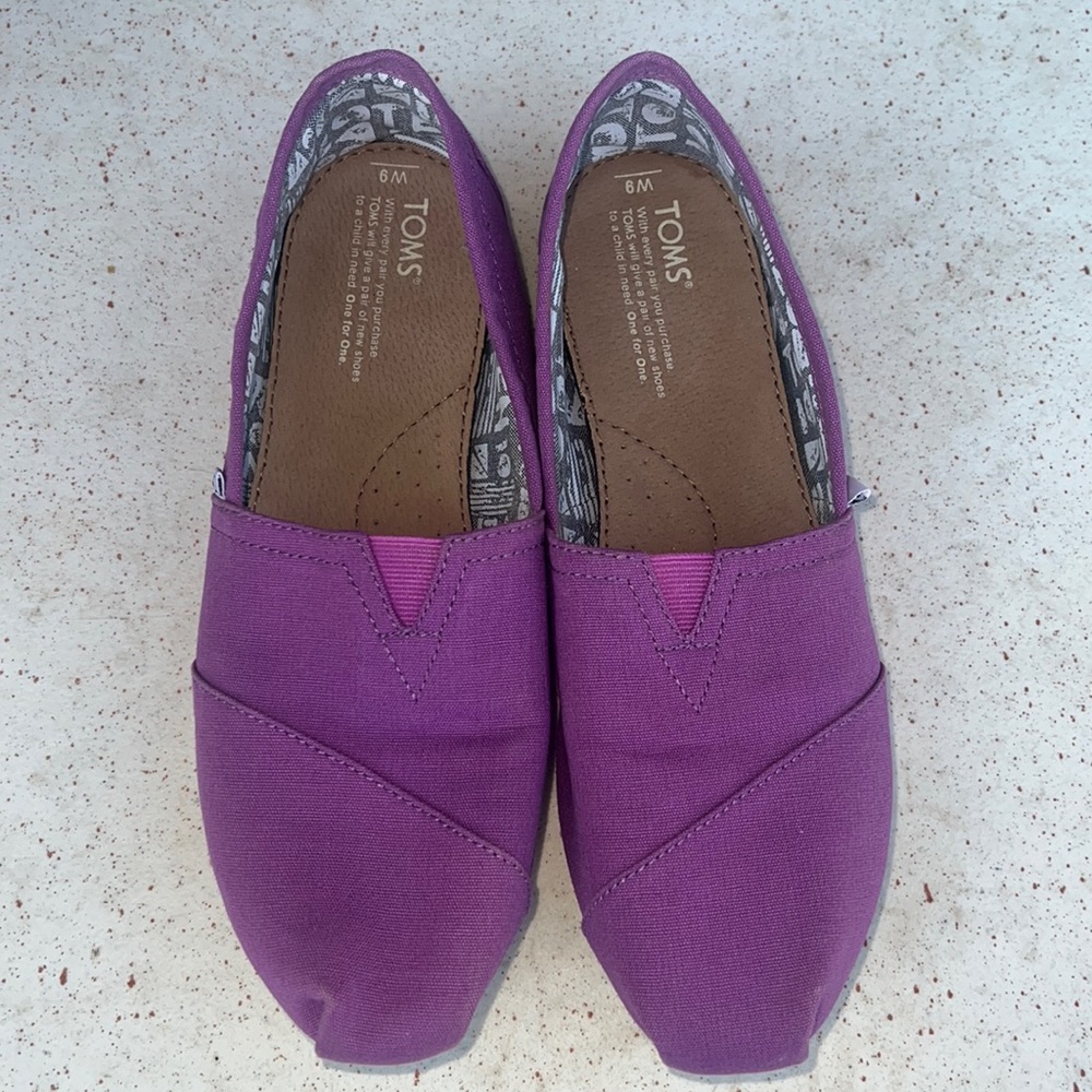Women’s toms purple shoes